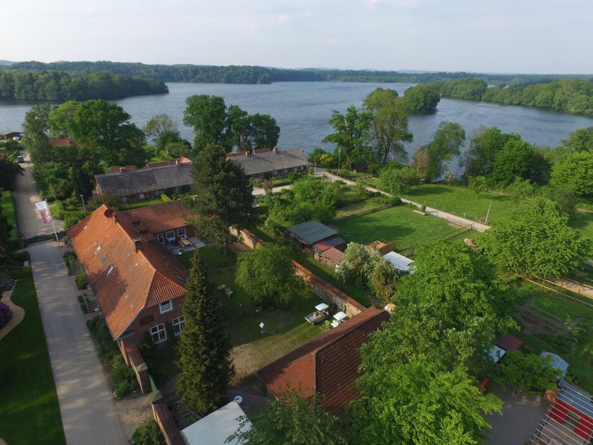 4 Sterne Wohnen "Zum Alten Forsthof" Am Schlosspark, App 1 "Smuck Und Groot" Ойтин  Экстерьер фото
